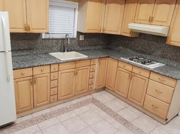 342 Van Nostrand Ave #1, Jersey City, NJ 07305