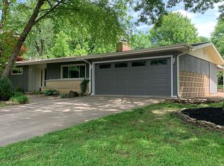 1840 S Thelma Ave, Springfield, MO 65807