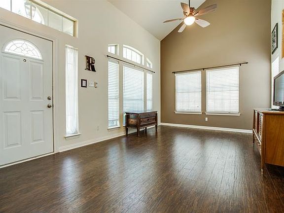 5th image of 1513 Oxford Ln