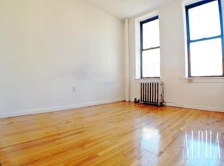 214-216 E 82nd St, New York, NY 10028