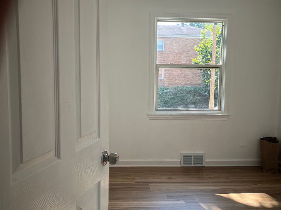 1st image of 8201 Knox Ave #A1