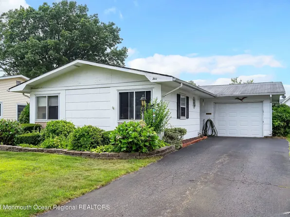 5 Denby Court, Brick, NJ 08724