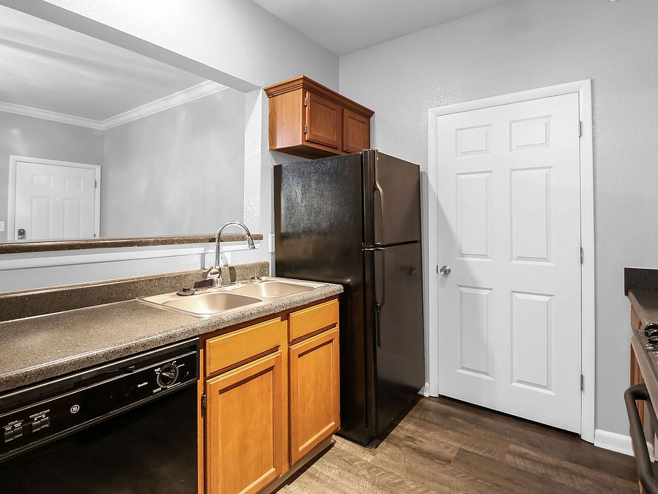 Kitchen Highland Pointe of West Little Rock