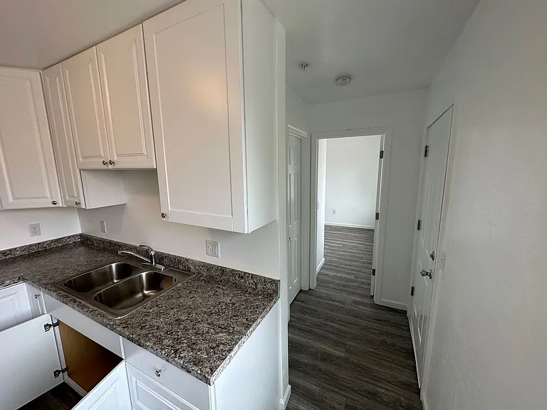 3918 Homedale Rd — Photo 7