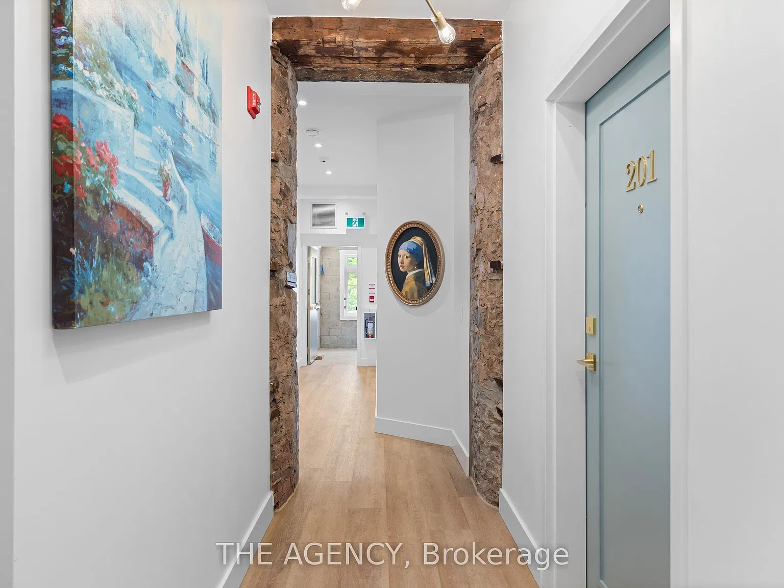 1 bed, $2,350 — Photo 4