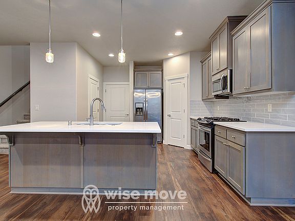 4th image of 3830 SE 165th Ct
