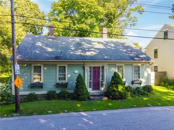 19 Fowler St, North Kingstown, RI 02852