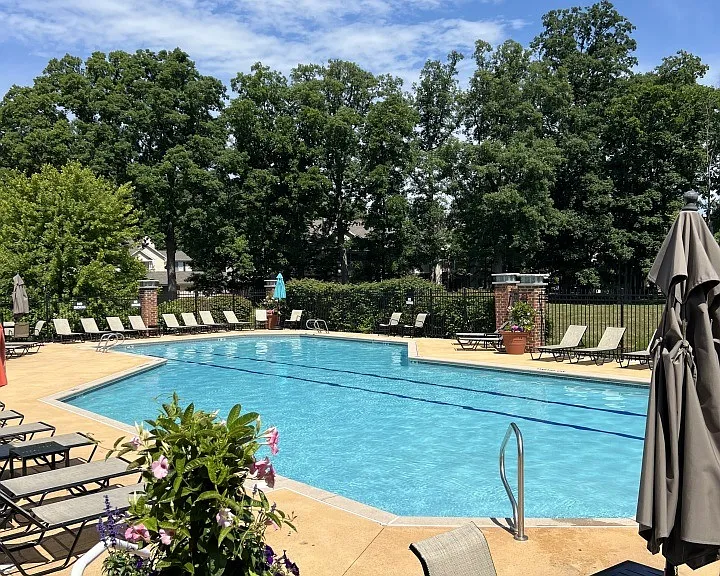 Windsor Oaks — Photo 19