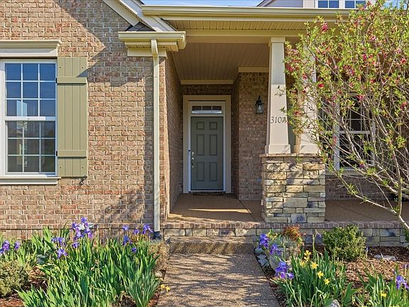 2nd image of 3107 Oxford Dr