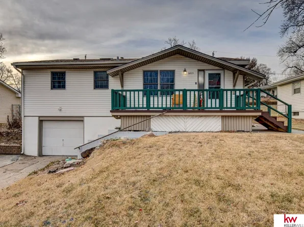 9235 Tomahawk Blvd, Omaha, NE 68134