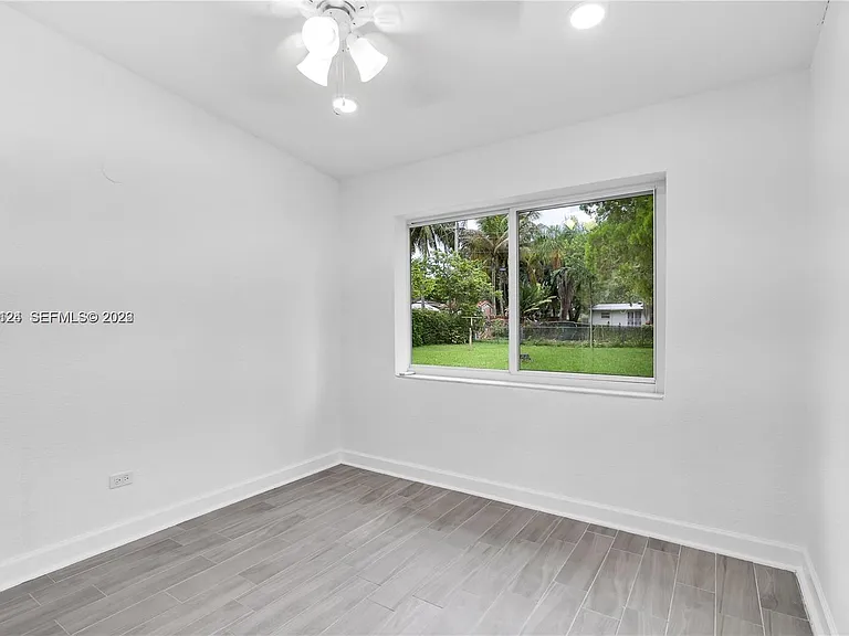 1175 NW 133rd St — Photo 13
