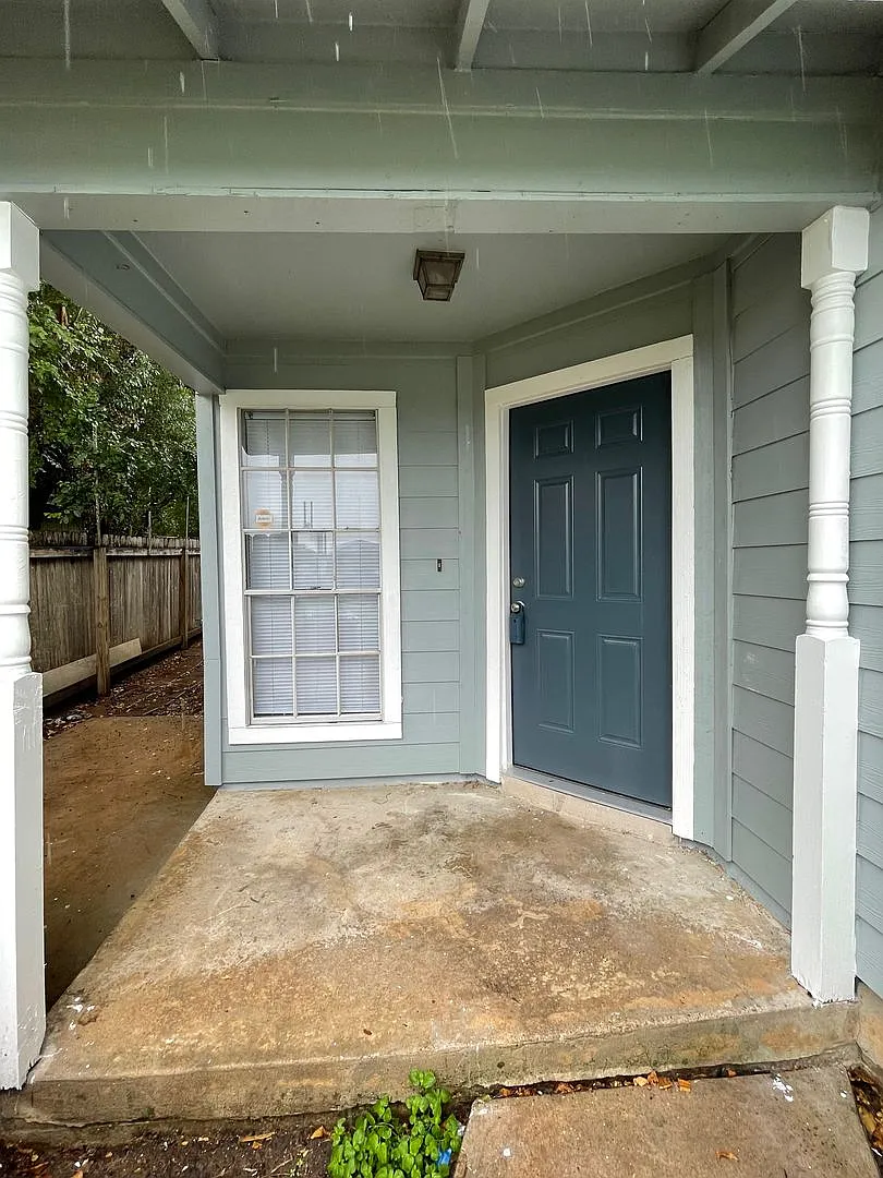 Building Photo - 3615 Leafield Dr