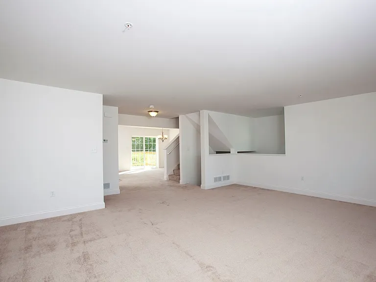 2327 Bartlett Rd #28C — Photo 5