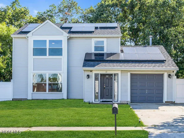 47 Deer Run Drive S, Barnegat, NJ 08005