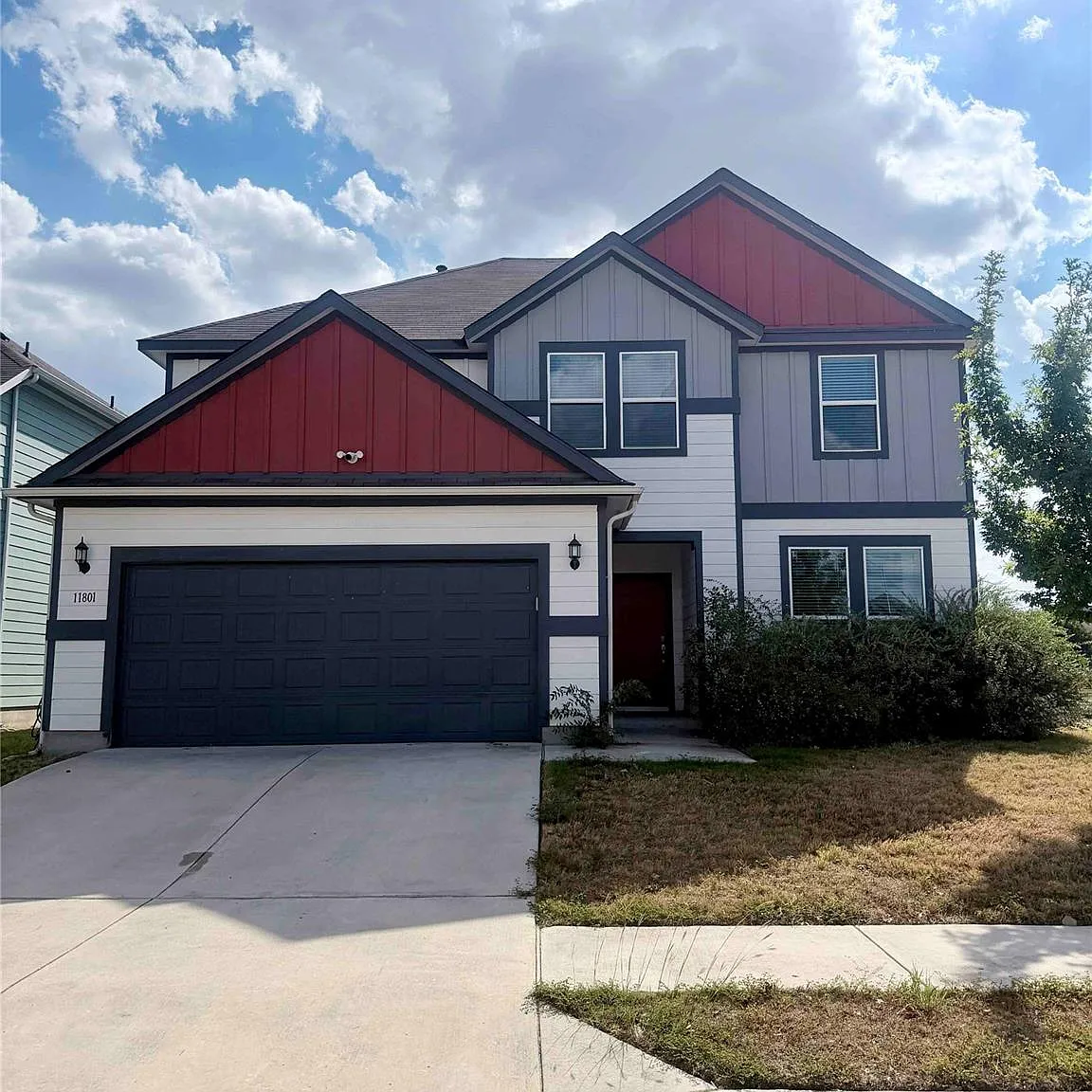 4 bed, 3.0 bath, 2174 sqft, $2,400 — Photo 1