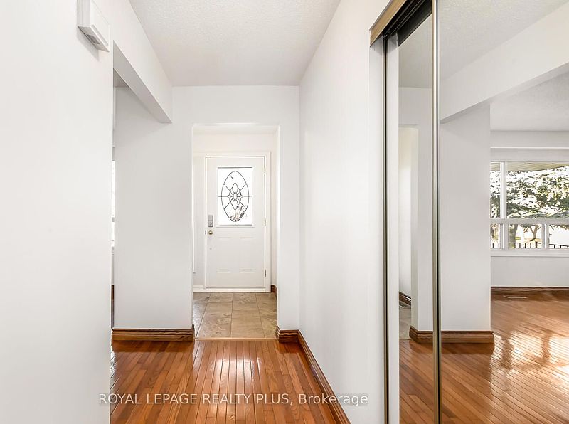 Mississauga House for rent - 3 Bedrooms — photo 7