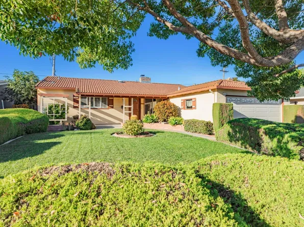 2425 Armstrong Pl, Santa Clara, CA 95050