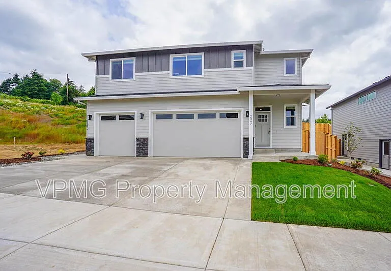 2347 E Otter Loop — Photo 1