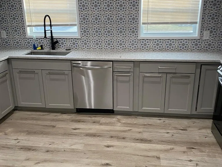 36 Oneida Ave — Photo 3