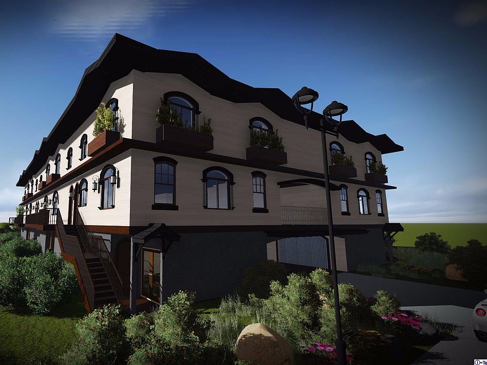 1st image of 2243 Mira Vista Ave