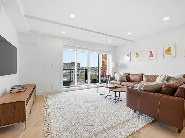 233 Ocean Pkwy APT 7A, Brooklyn, NY 11218