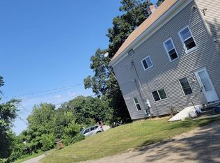 27 Railroad St #1, Putnam, CT 06260