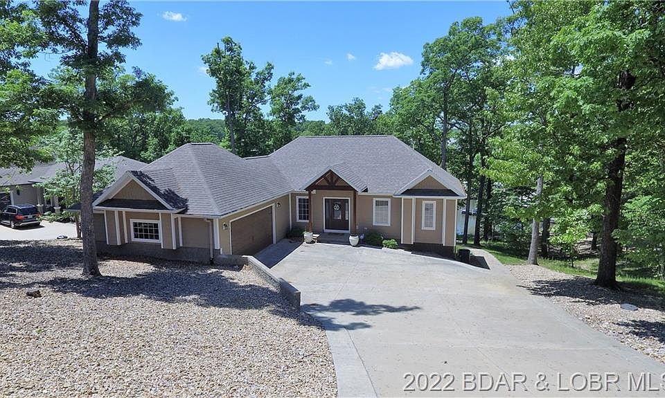 1st image of 661 Via Appia Dr