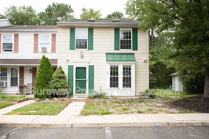 38 Dorchester Cir