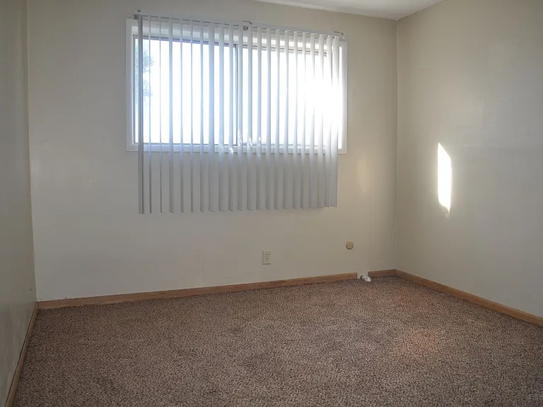 2103 Clarkview Dr — Photo 9