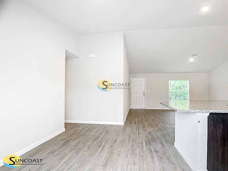 9610 Bahia Rd — Photo 11