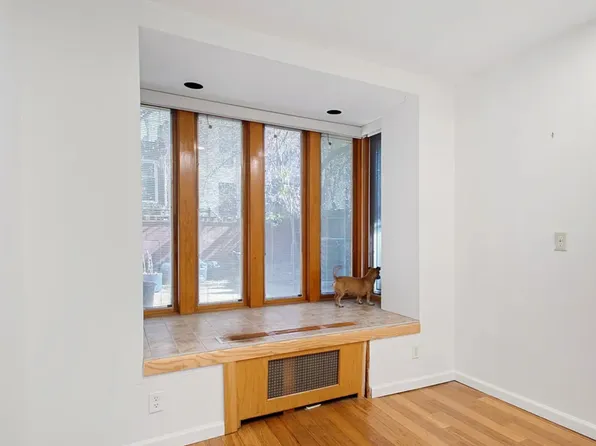 233 East 31st Street image 2 of 6