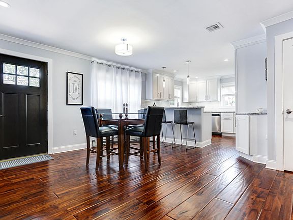 Open Concept Living Room/Dining Room