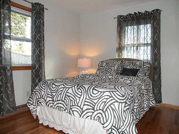 4th image of 2411 Triplett Blvd