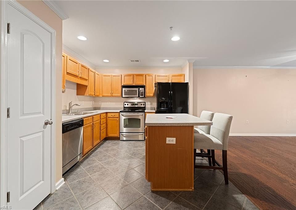 1st image of 7100 W Friendly Ave Unit 105