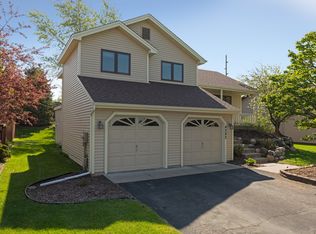 4282 Fox Ridge Rd, Eagan, MN 55122