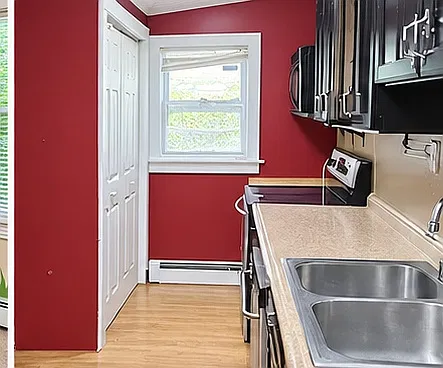 3 bed, 1452 sqft, $2,100 — Photo 4