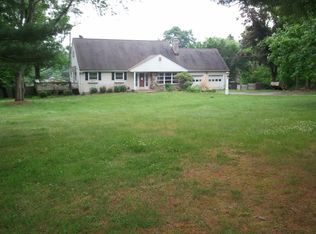 41 Tanners Brook Rd, Chester, NJ 07930