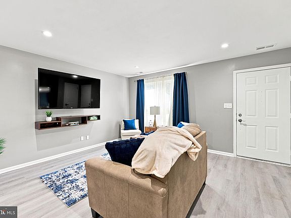 5th image of 56 Woodmill Dr