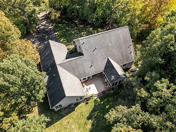 4th image of 14732 Emery Ln