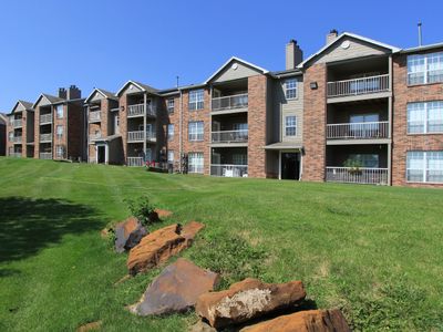 Tanglewood Apartments - 301 N 44th St Lincoln NE | Zillow