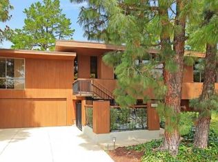 11521 Amanda Dr, Studio City, CA 91604