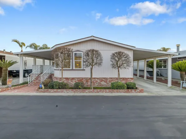 2459 N Oaks Street #17, Tulare, CA 93274