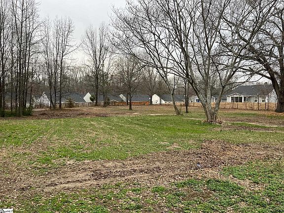 4th image of 294 Jones Rd