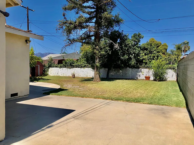 1223 E Workman Ave — Photo 19