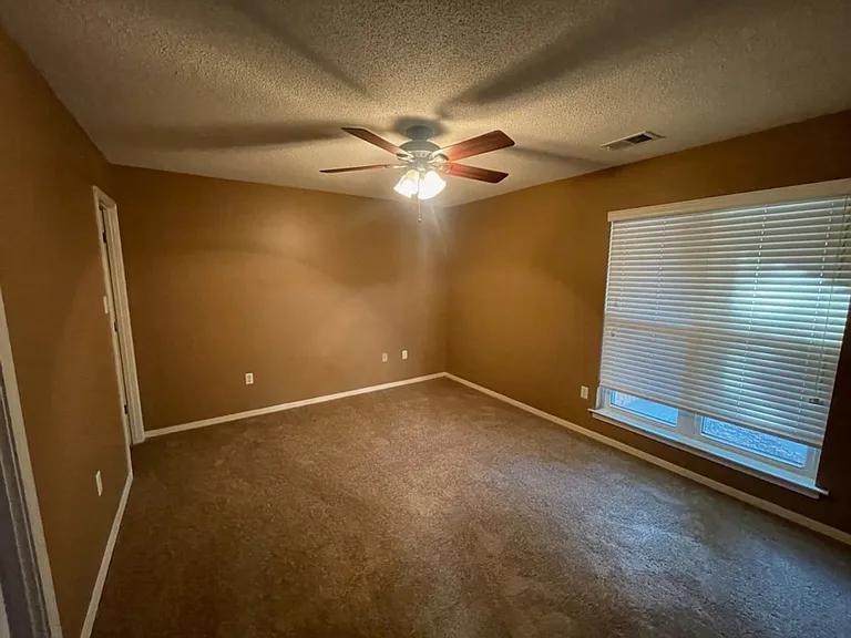 7691 Lilly Ln — Photo 9