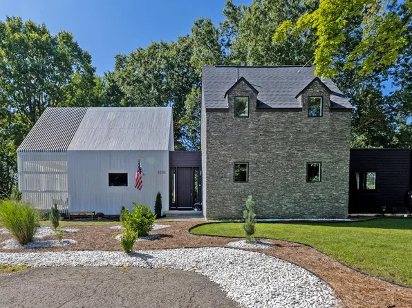 8206 Maxtown Rd, Westerville, OH 43082