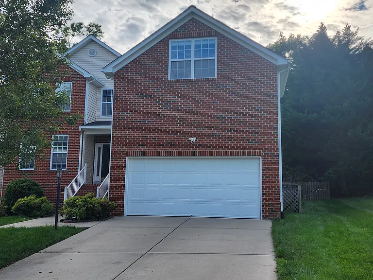 2608 Water Race Ct — Photo 2