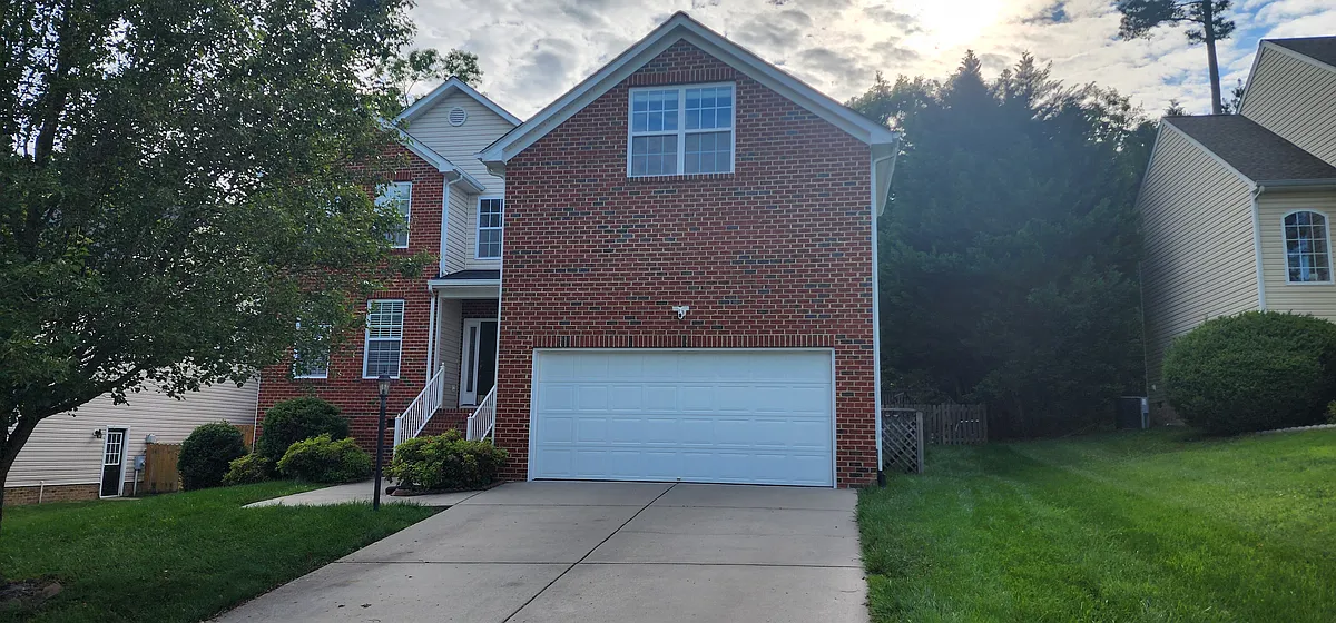 Building Photo - 2608 Water Race Ct