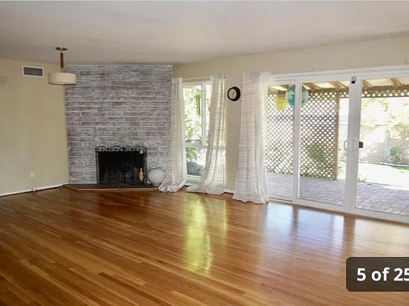 3rd image of 6454 Bobbyboyar Ave