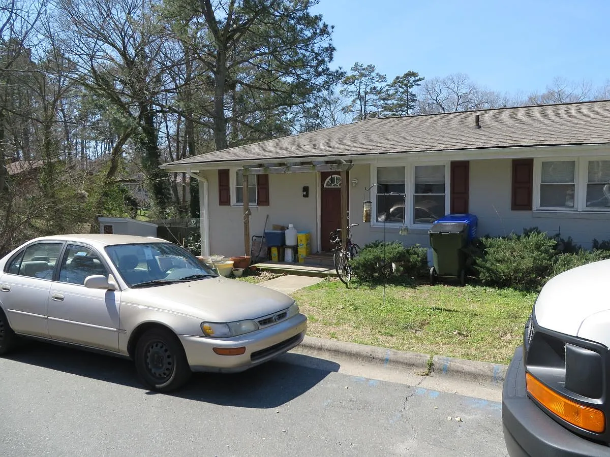 Building Photo - 314 Crest Dr